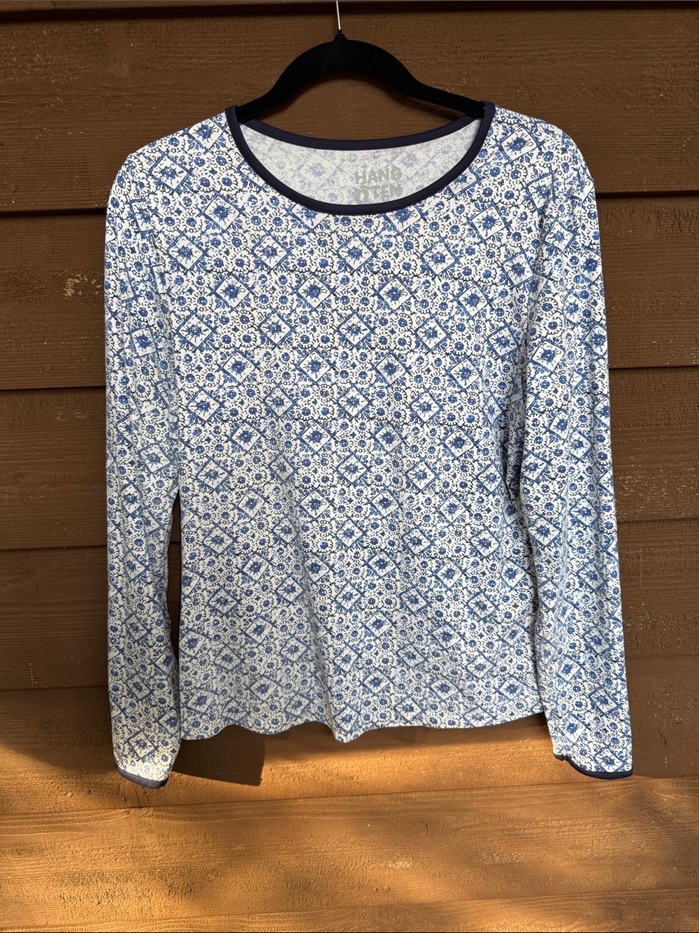 Hang Ten Blue & White Sweatwicking Long Sleeve Tee size Large